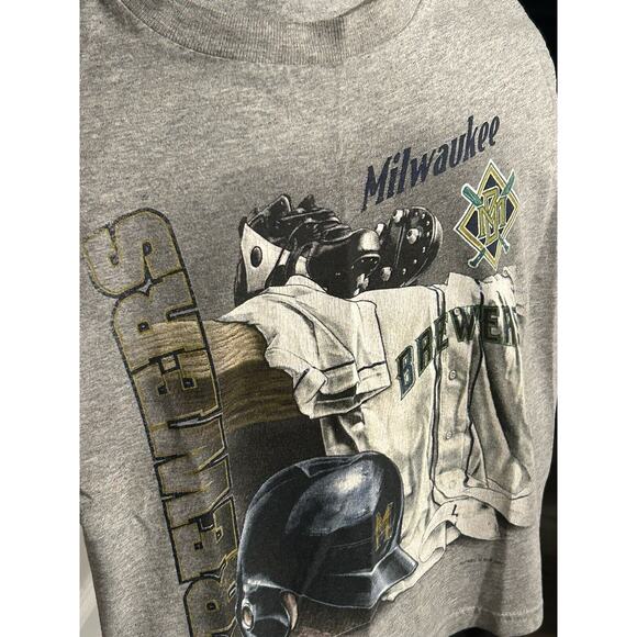 Milwaukee Brewers Boys Gray T-Shirt Size Small MLB - Picture 3 of 5